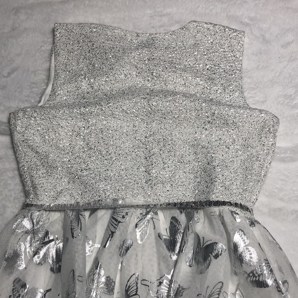 🐇🐣Easter Dress White and silver glittered dress With foiled butterflies - Picture 5 of 7